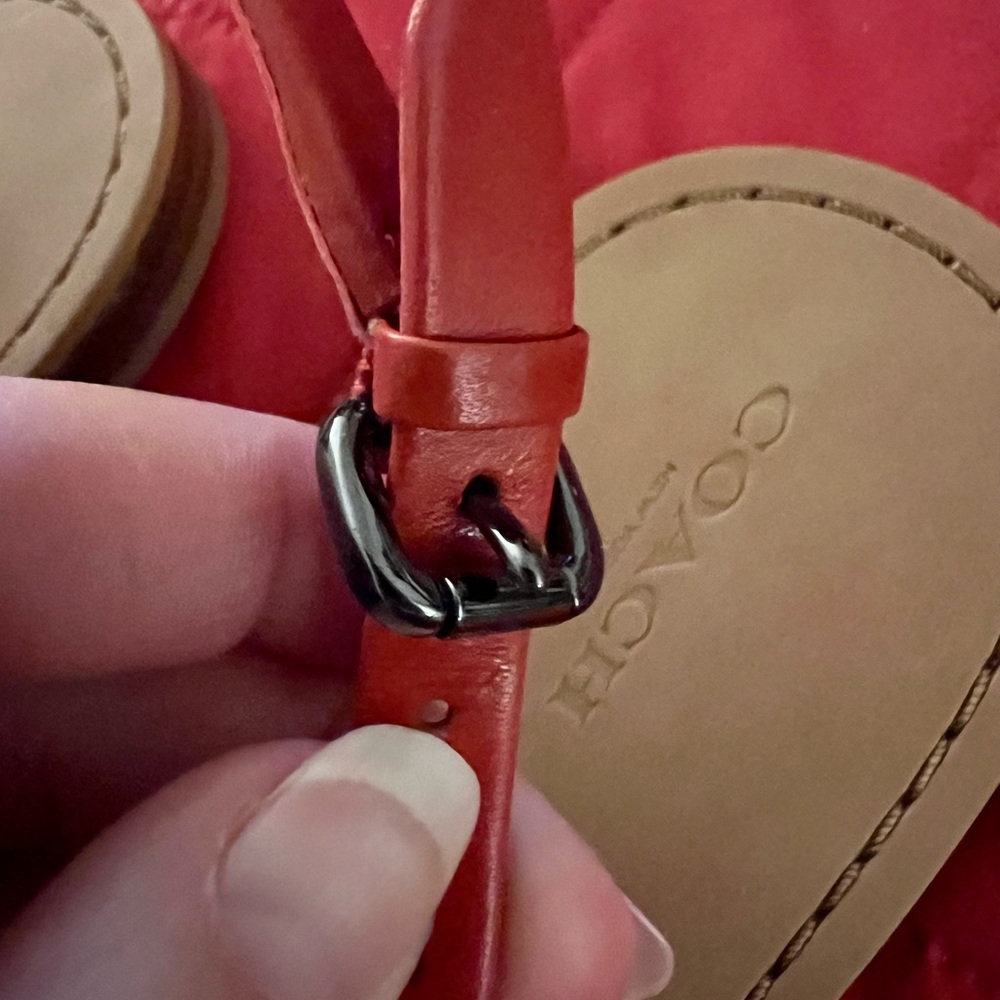 Coach Gracie Swagger Orange-Rust Orange Turn Lock Leather T Strap Sandals. - Picture 13 of 14